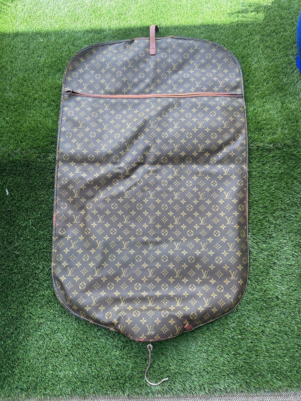Louis vuitton garment bag 1970’s vintage to repair - Picture 2 of 16